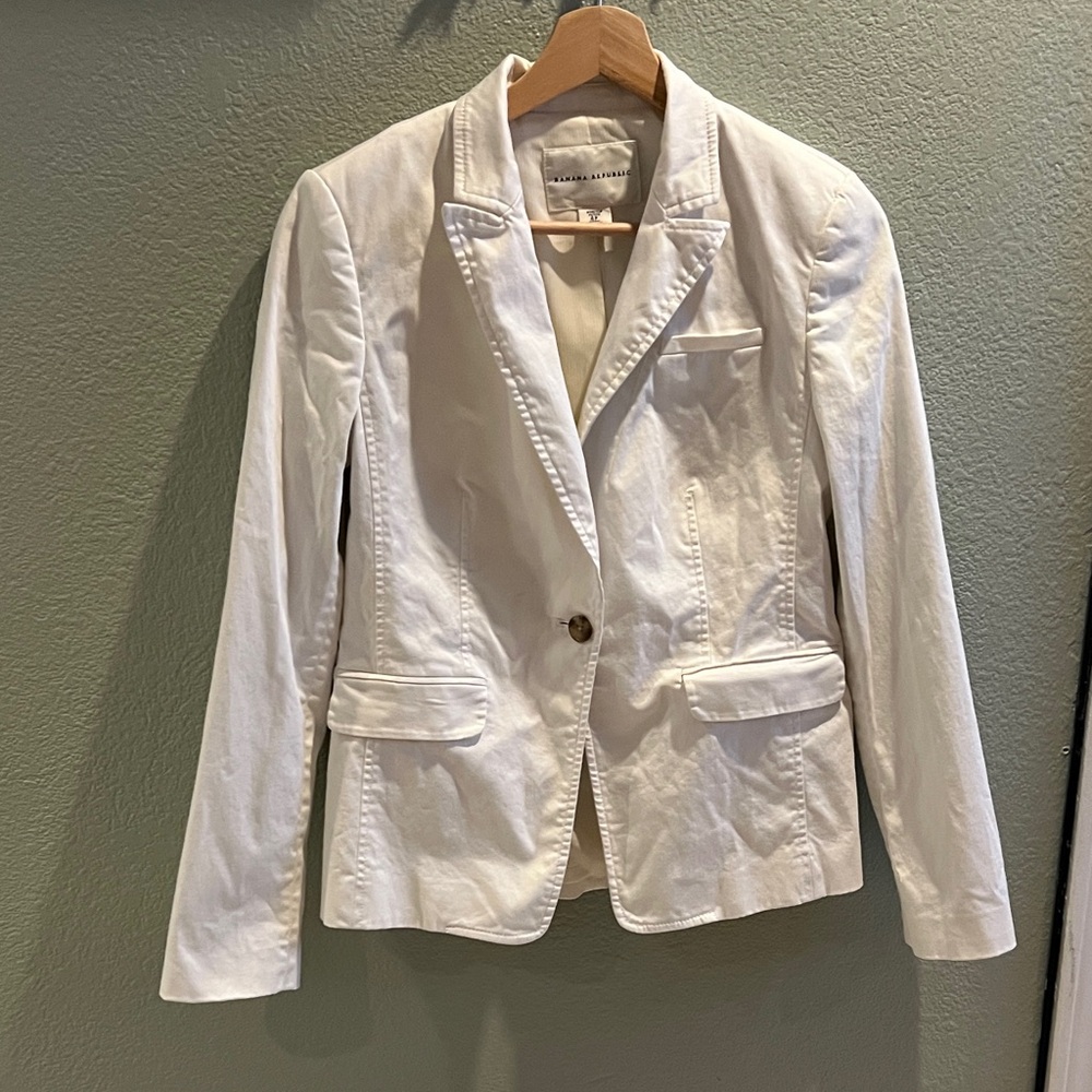 Banana Republic Cream Blazer